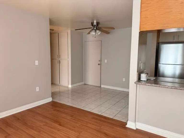 1618 Schrader Blvd — Photo 48