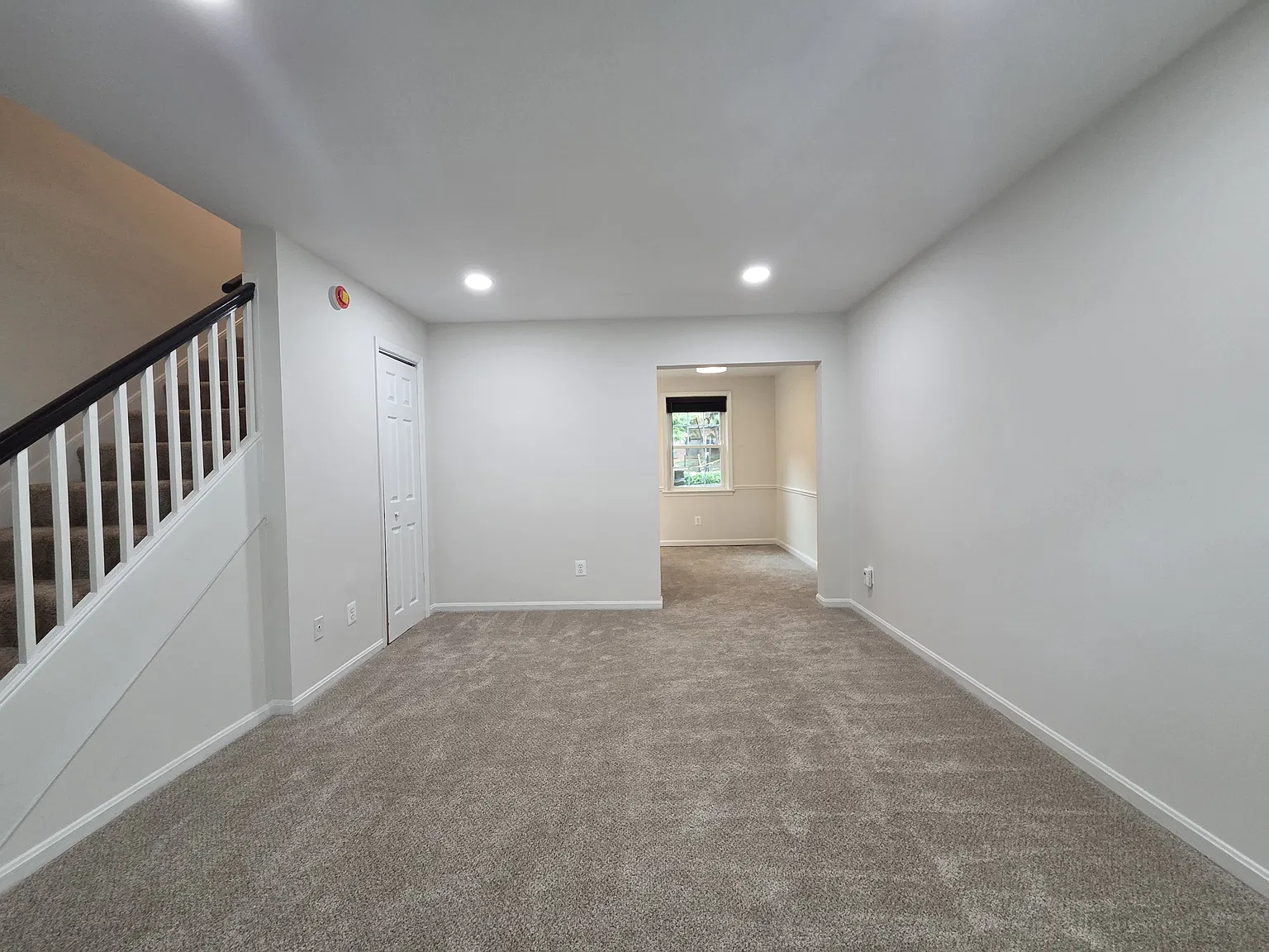 2 bed, 1254 sqft, $1,800 — Photo 3