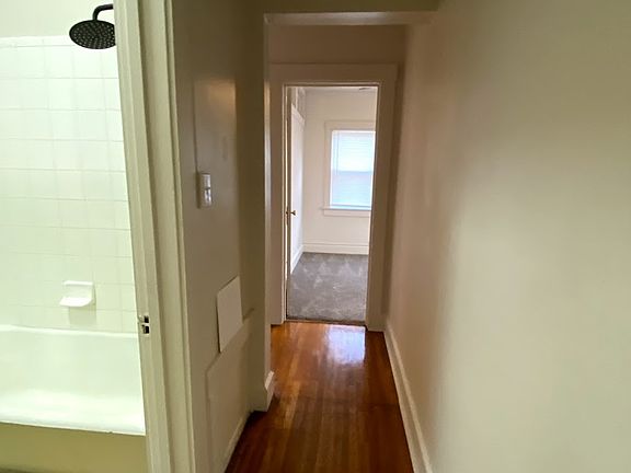 5th image of 146 E 2nd Ave #1