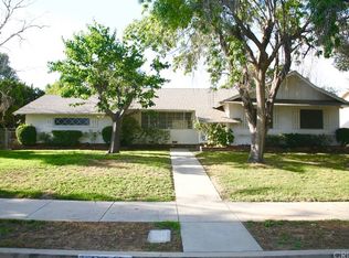 18343 San Fernando Mission Blvd, Porter Ranch, CA 91326