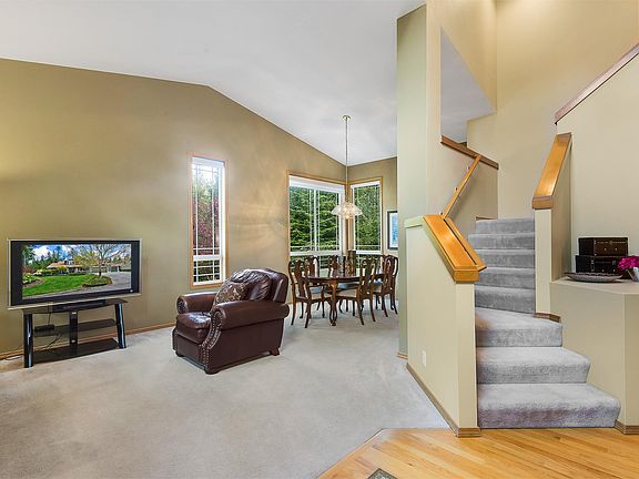 3rd image of 7393 Ashridge Ave SW