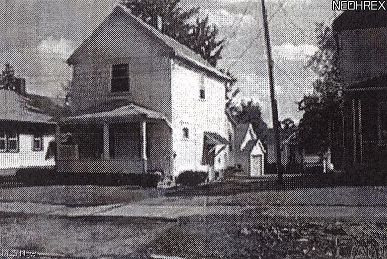1st image of 167-167 1/2 N Brockway Ave