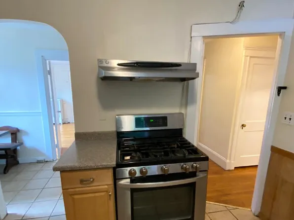 24 Manet Rd #1B, Chestnut Hill, MA 02467