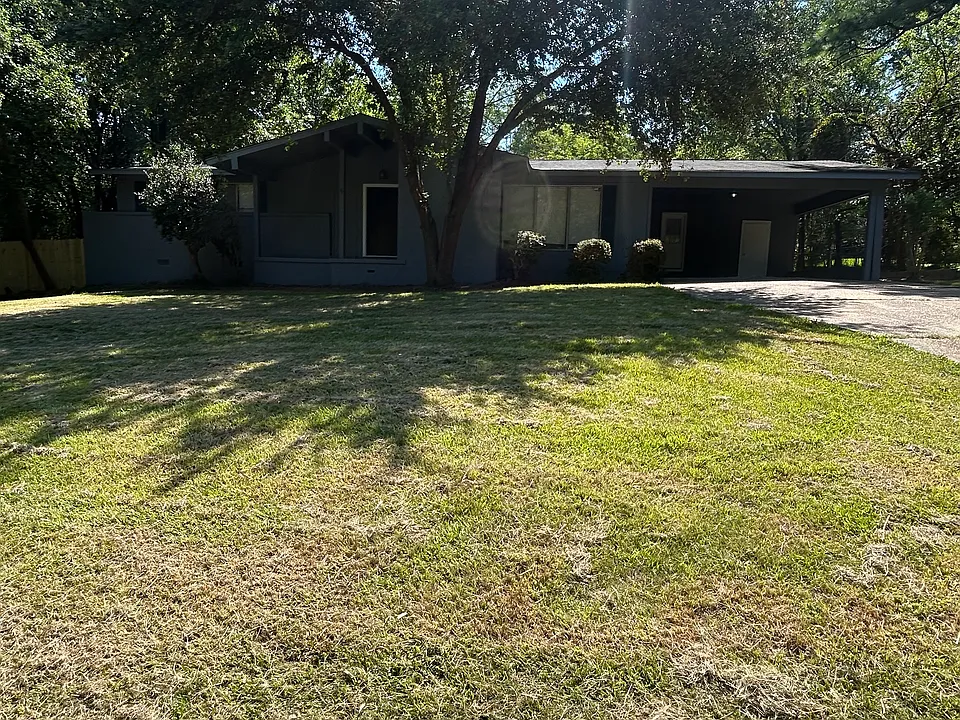 Maywood Cir