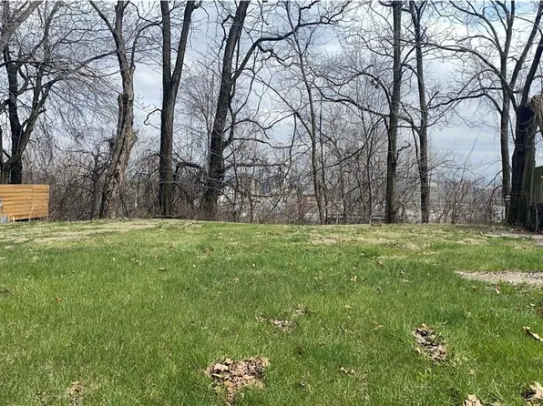 2863 W 12th St, Cleveland, OH 44113