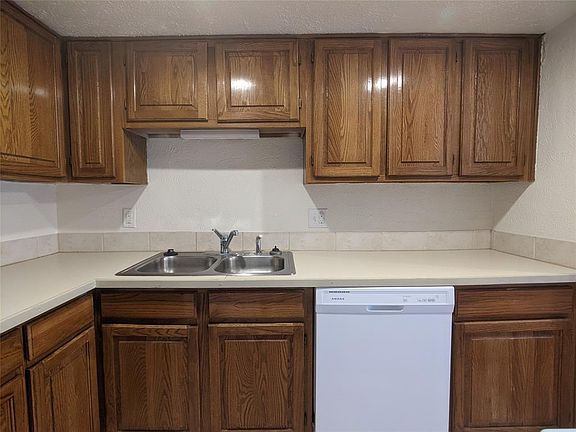 5th image of 5730 Martel Ave APT 114