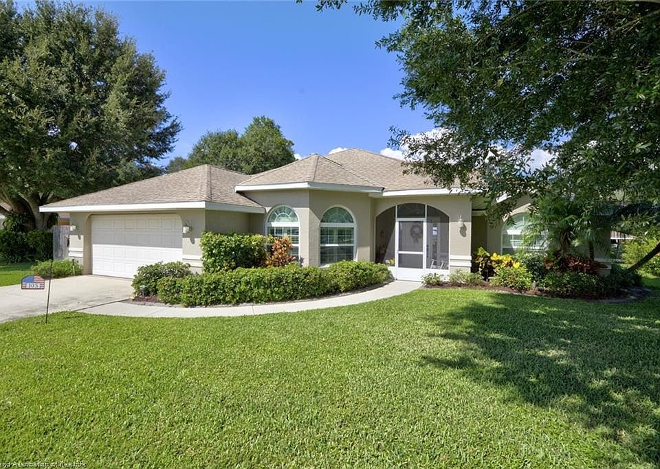 1st image of 105 Crest Ct