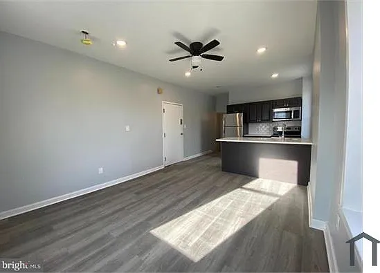 21 E Price St #2A — Photo 9