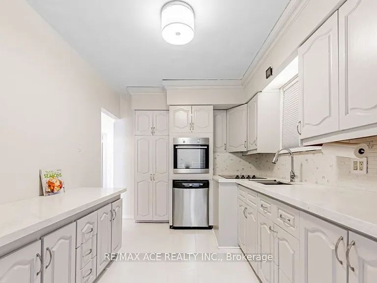 101 Flora Dr #MAIN — Photo 4