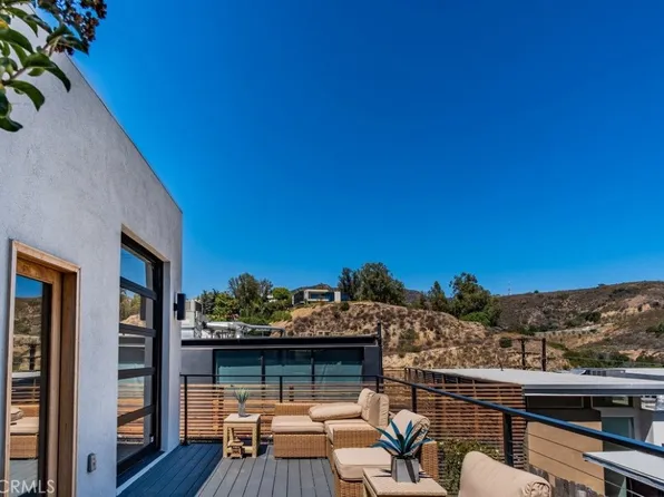 6810 Cahuenga Park Trl, Los Angeles, CA 90068