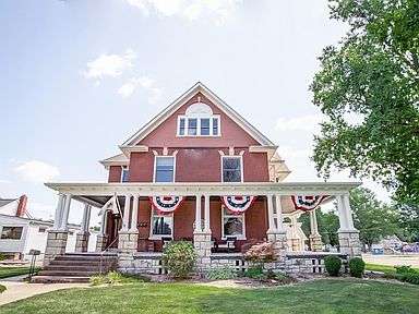 116 W Henry St Staunton Il 62088 Zillow