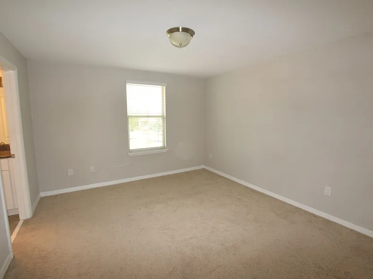 16097 Pebble Bluff Loop — Photo 27