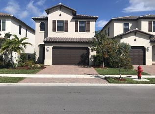 3471 W 97th St, Hialeah, FL 33018