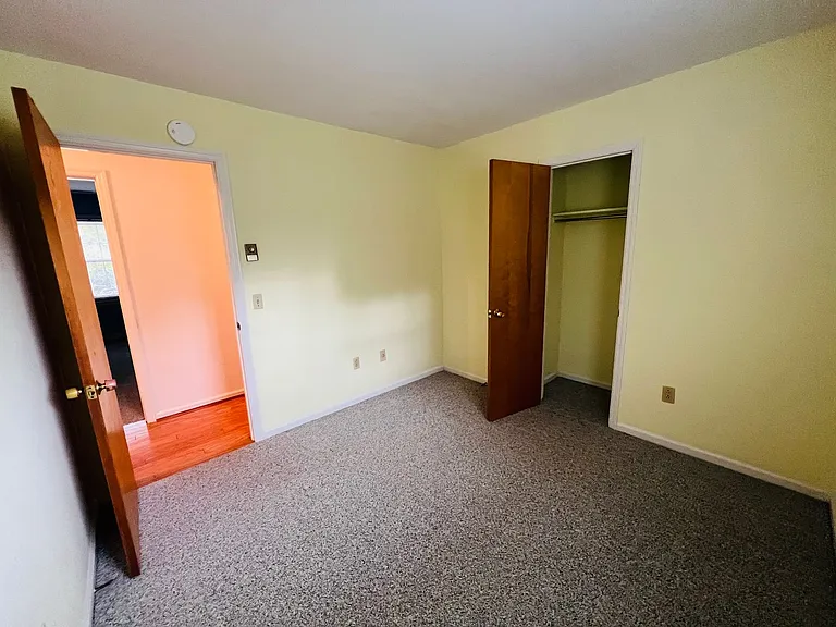 401 Apperson Dr — Photo 8