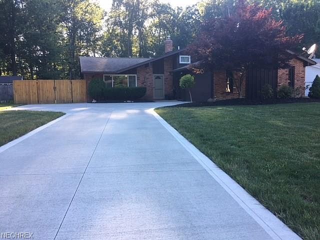 1st image of 6038 Dorothy Dr