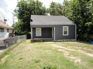 915 E 8th St, Ada, OK 74820