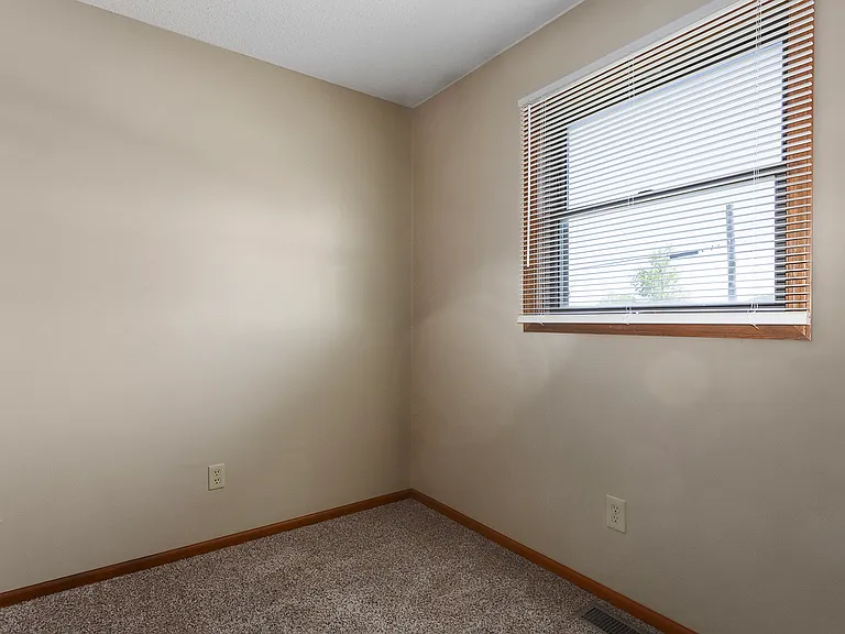 1113 Jeff Cir — Photo 23