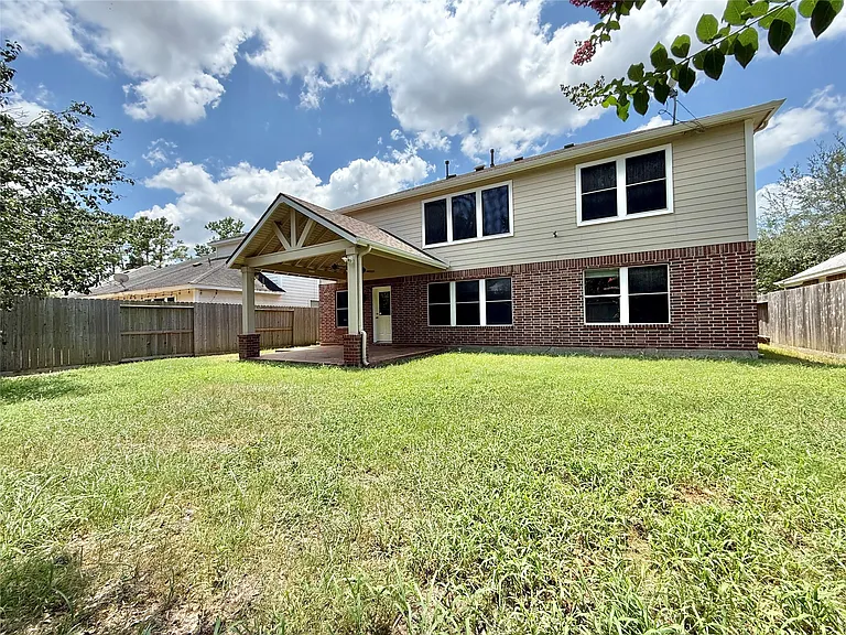 1810 Katlyn Ln — Photo 47