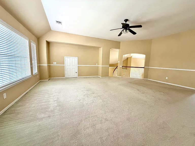 525 Salisbury Dr — Photo 26
