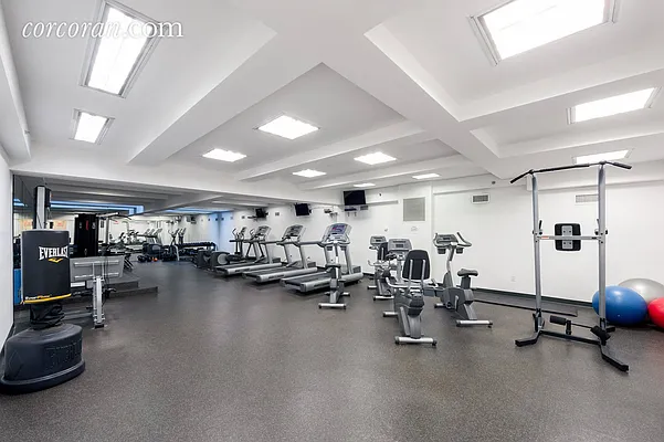 Sold by Corcoran | media 14