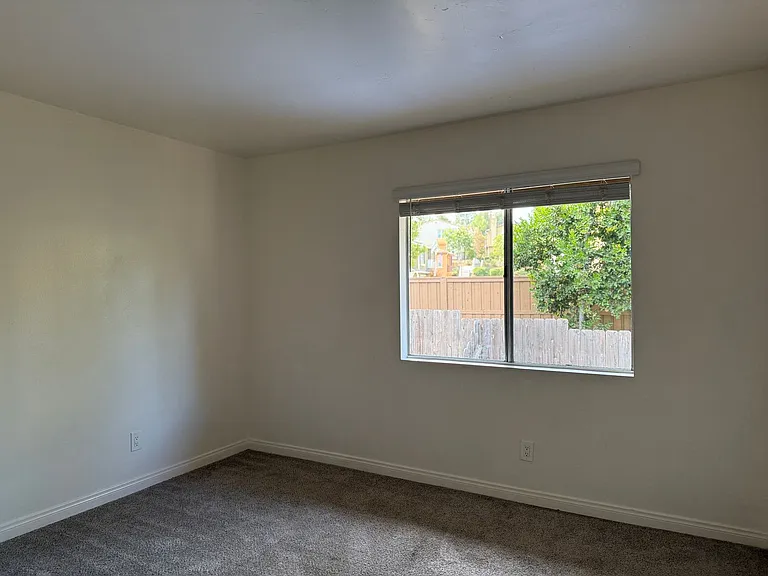 Peppertree Apartments — Photo 105