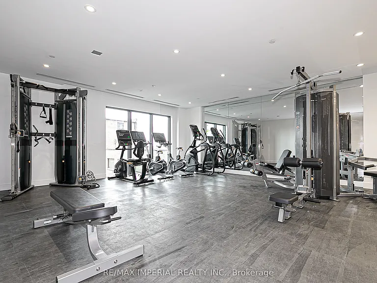 308 Jarvis St #305 — Photo 44