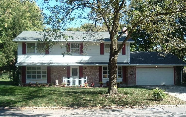 1st image of 10 N Johanna Dr