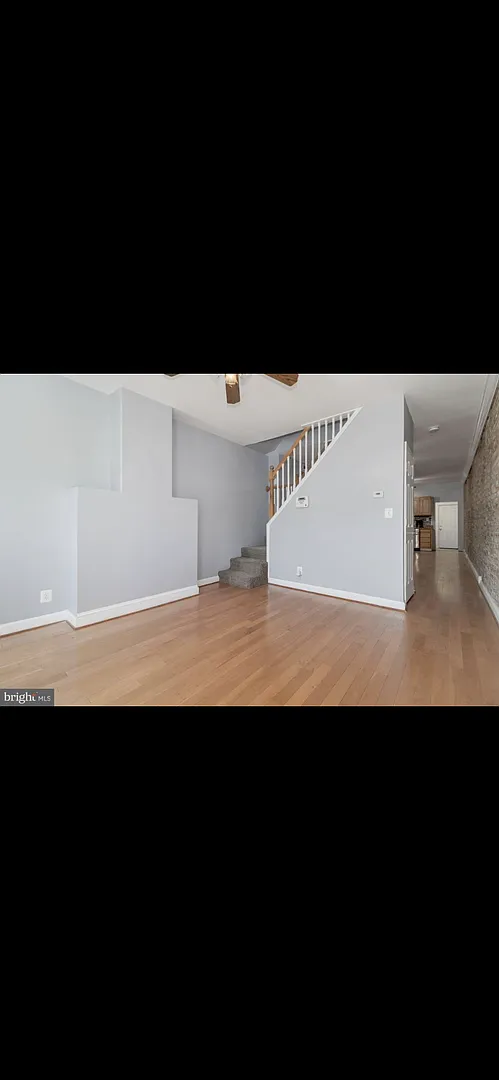 3 Bedroom 2 Bath Rowhome — Photo 2