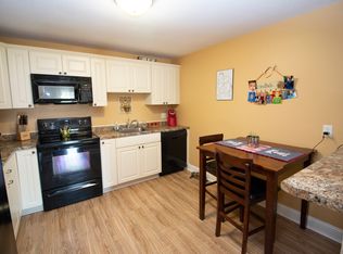 15 Silvestri Cir UNIT 23, Derry, NH 03038