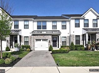 8043 Milltown Cir, Cheltenham, PA