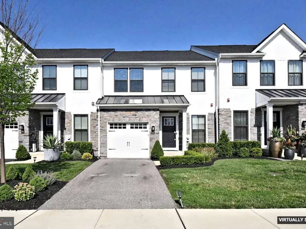 8043 Milltown Cir, Cheltenham, PA 19012