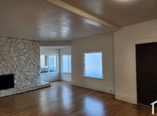 5335 Princeton St APT 1, Oakland, CA 94601