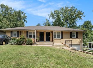 9014 Bayless Rd, Liberty, MO 64068