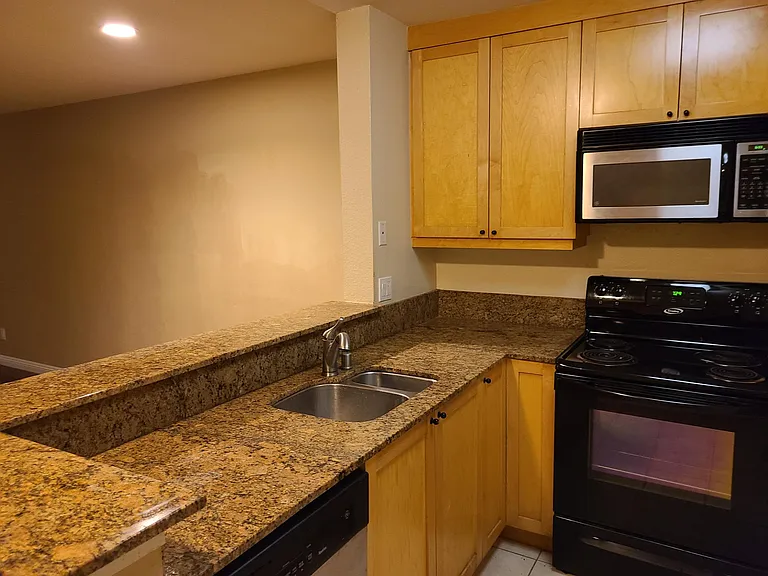 8889 Caminito Plaza Centro #7108 — Photo 1