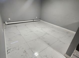 572 Rockaway Ave, Valley Stream, NY 11581