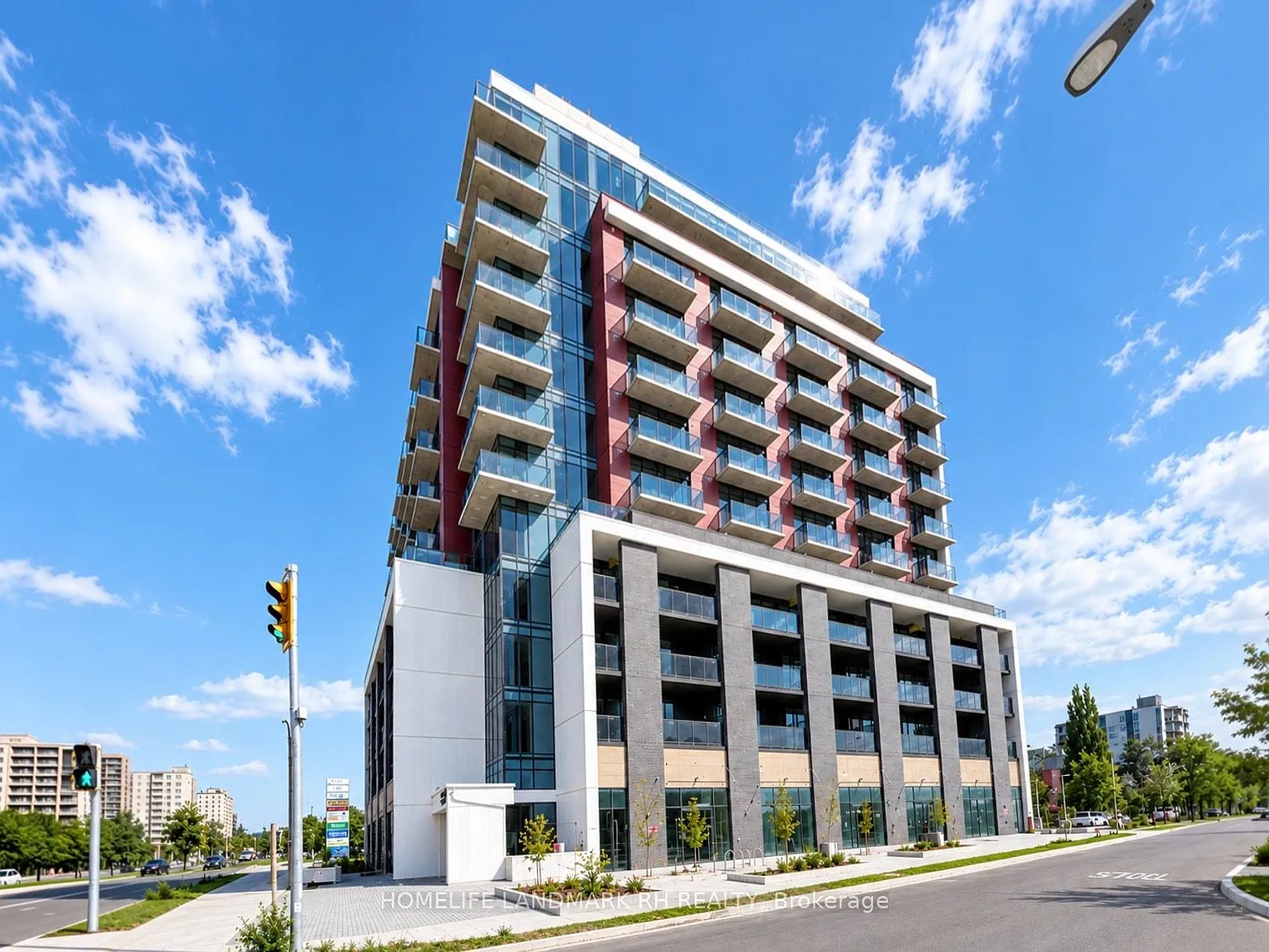 4 bed, $3,200 — Photo 1