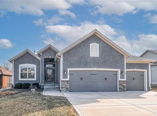 727 Indian Grass Way, Raymore, MO 64083
