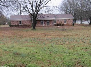 701 S Crestliner St, Morrilton, AR 72110