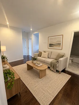Living room, photo 1