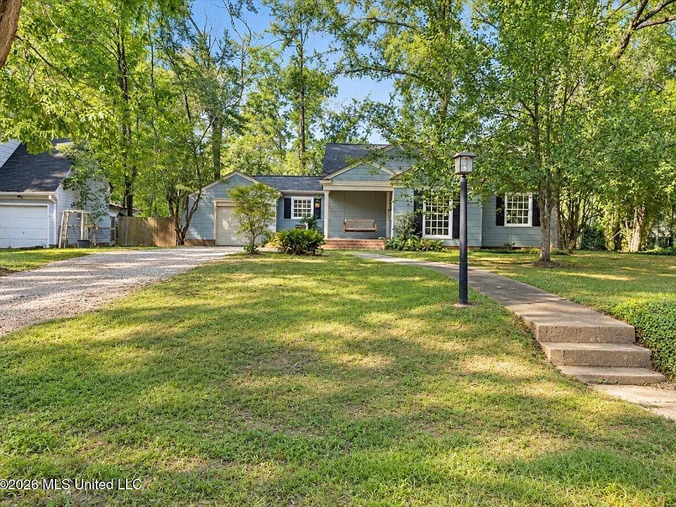 730 Chickasaw Ave