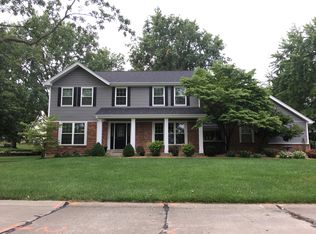 304 Summer Ridge Dr, Saint Charles, MO 63304