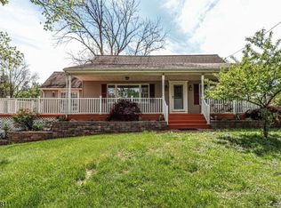 152 4th St, Somerset, NJ 08873