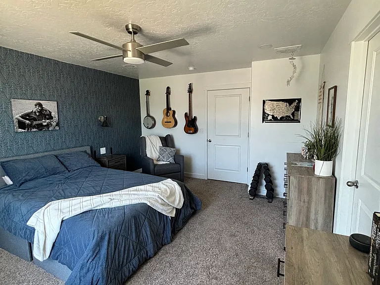 3953 W Cool Spring Ave — Photo 10