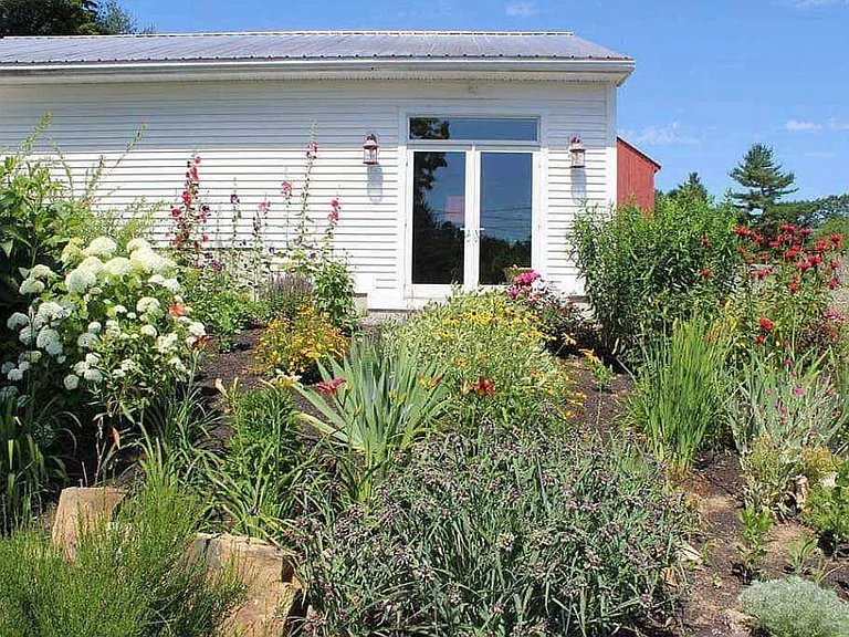 241 Knights Pond Rd — Photo 4