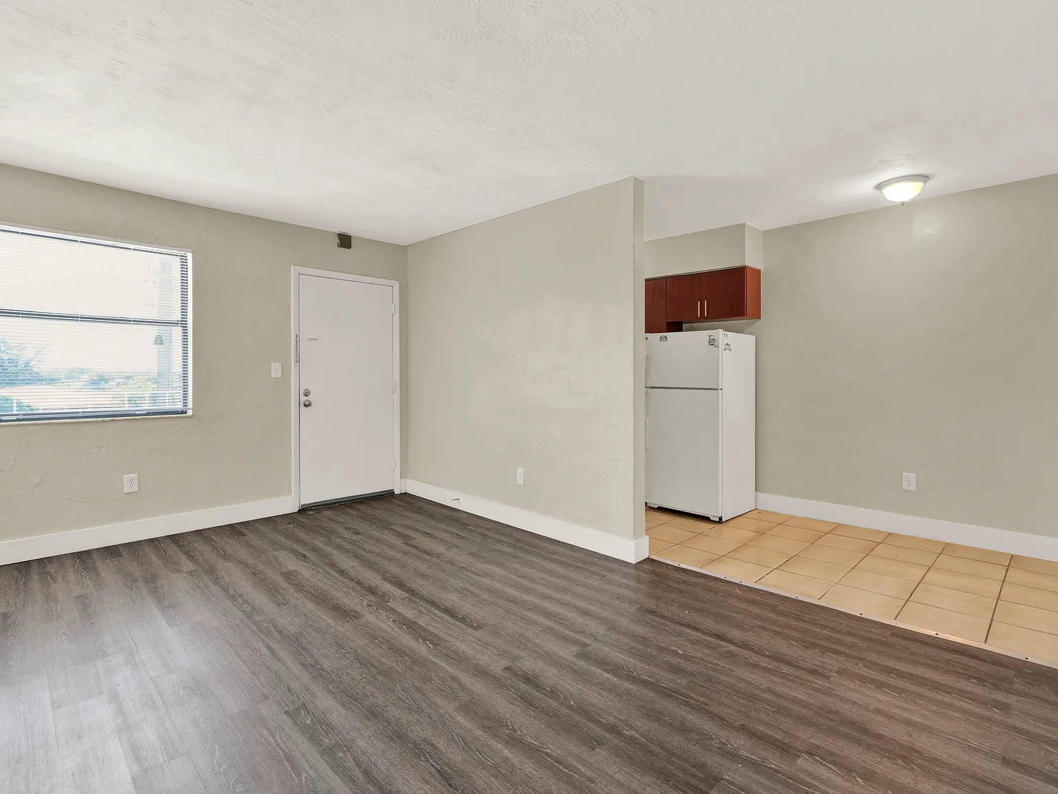 1 bed, 768 sqft, $1,600 — Photo 2