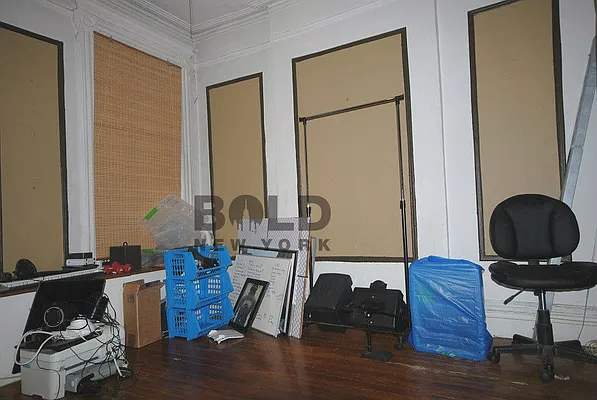 Rented by Bold New York | media 11