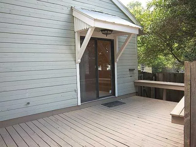 1004 Charlotte St #A — Photo 13