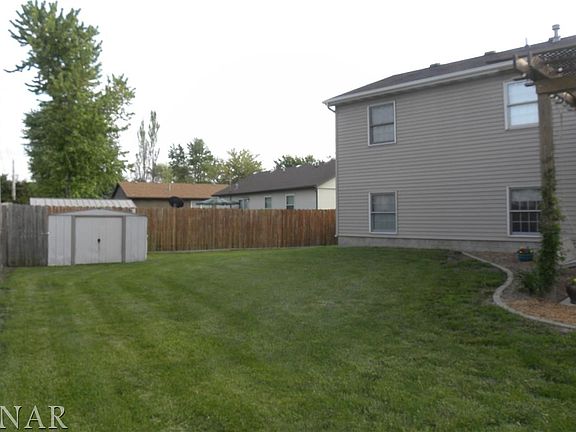 5th image of 1410 N Nixon Dr