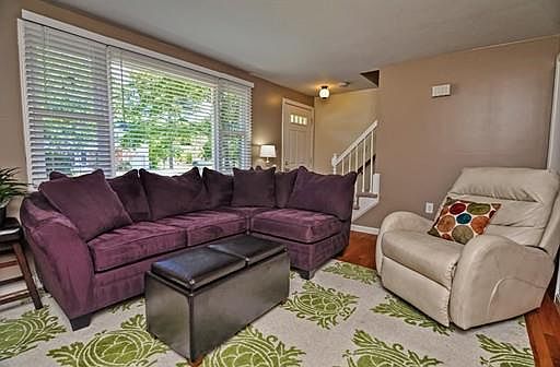 4th image of 9 Buena Vista Dr