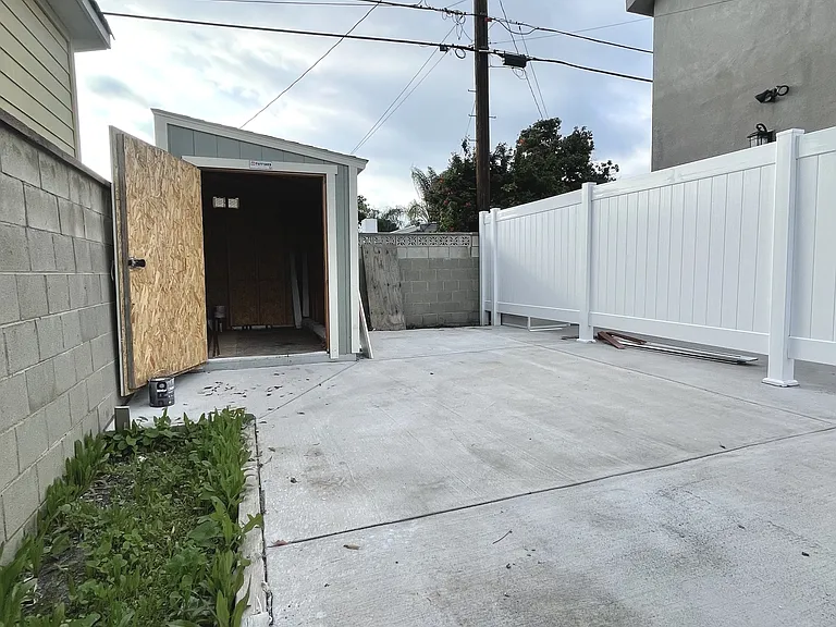 7949 Clearfield Ave — Photo 25